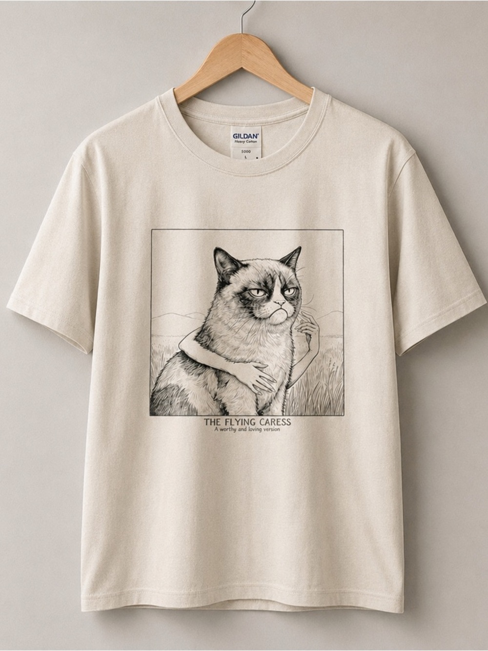Gildan 5000 Cream Cat Graphic Tee with Monochrome Illustration, Vintage Size L - Picture 2 of 3